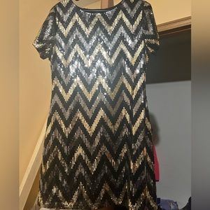 Vici size medium cocktail dress new without tags